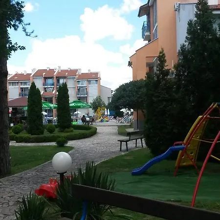 Апартхотел комплекс елит 1 3*